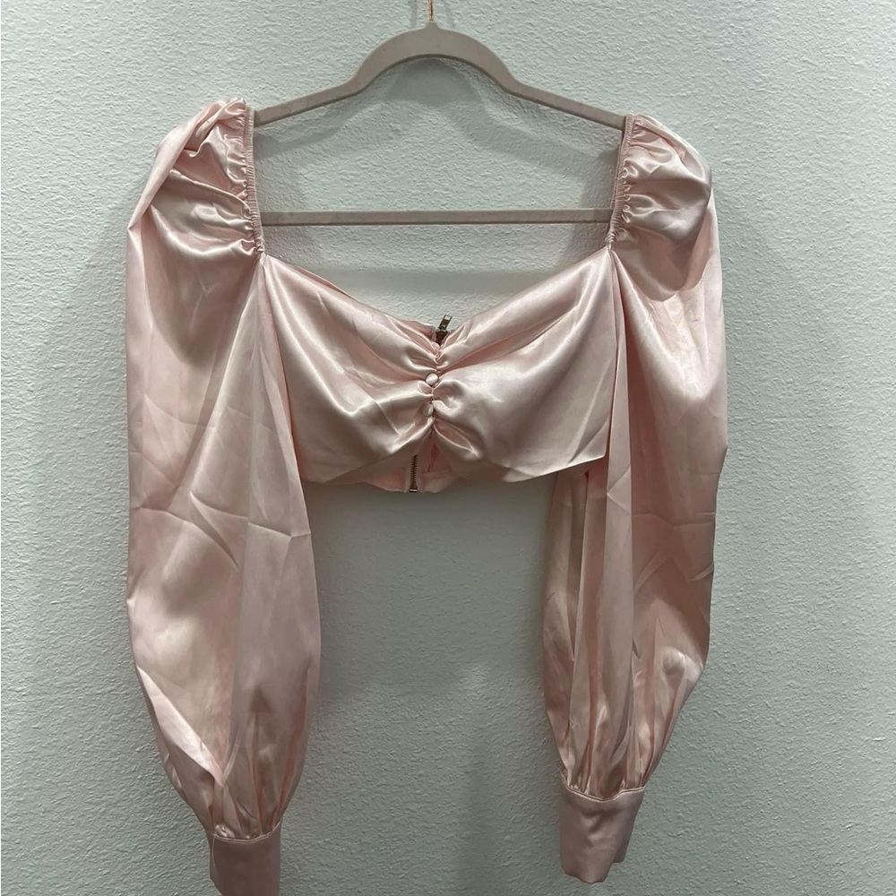 Women’s crop long sleeve silk top